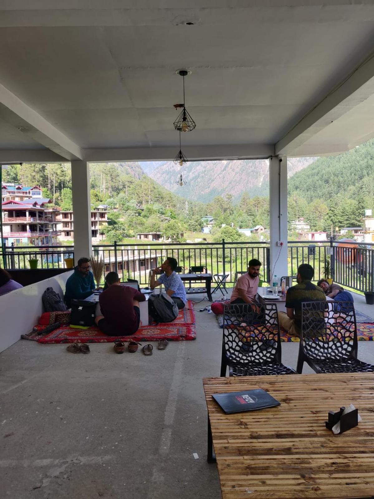 Himtrek Stay Kasol Eksteriør billede