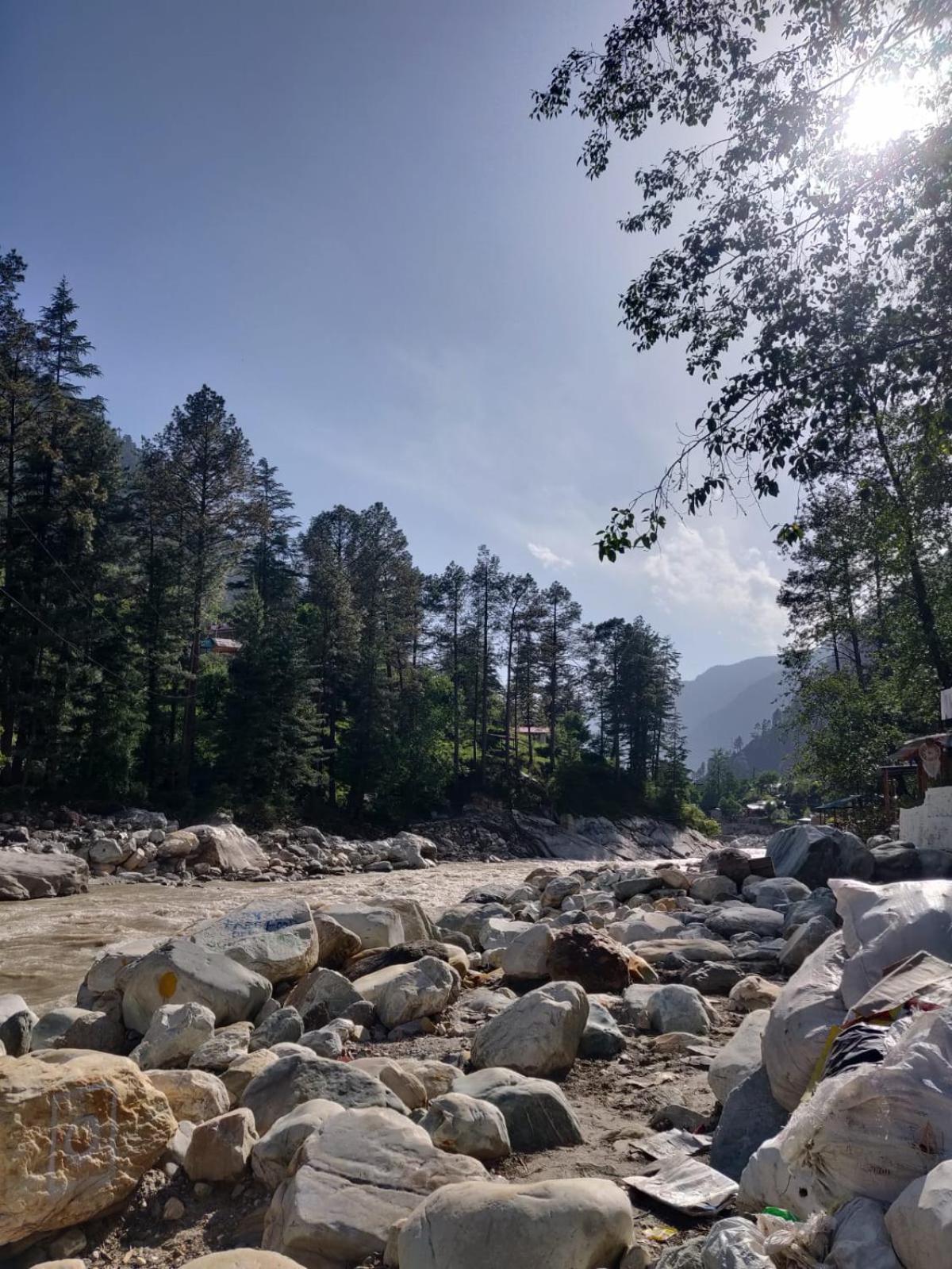 Himtrek Stay Kasol Eksteriør billede