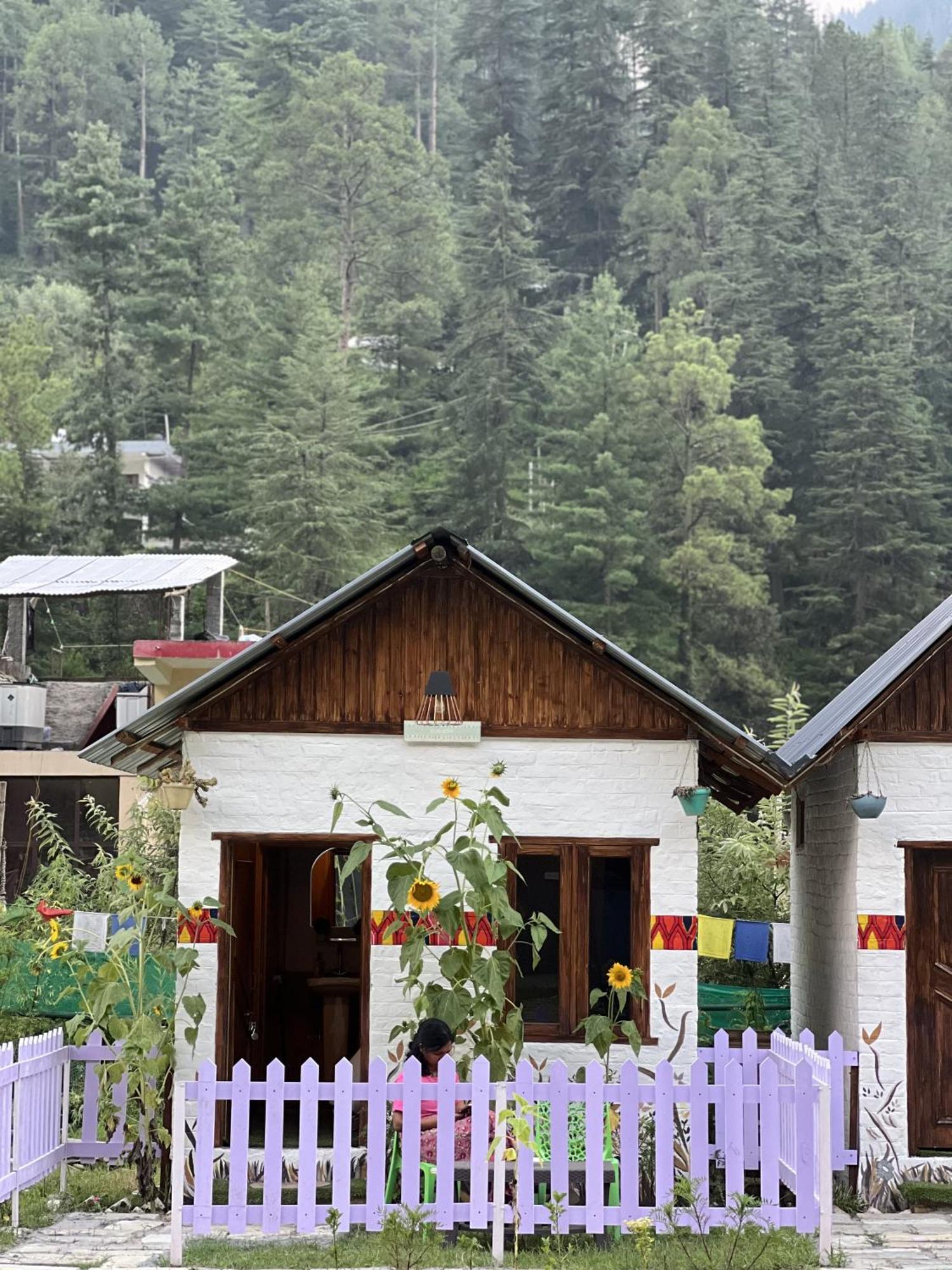 Himtrek Stay Kasol Eksteriør billede