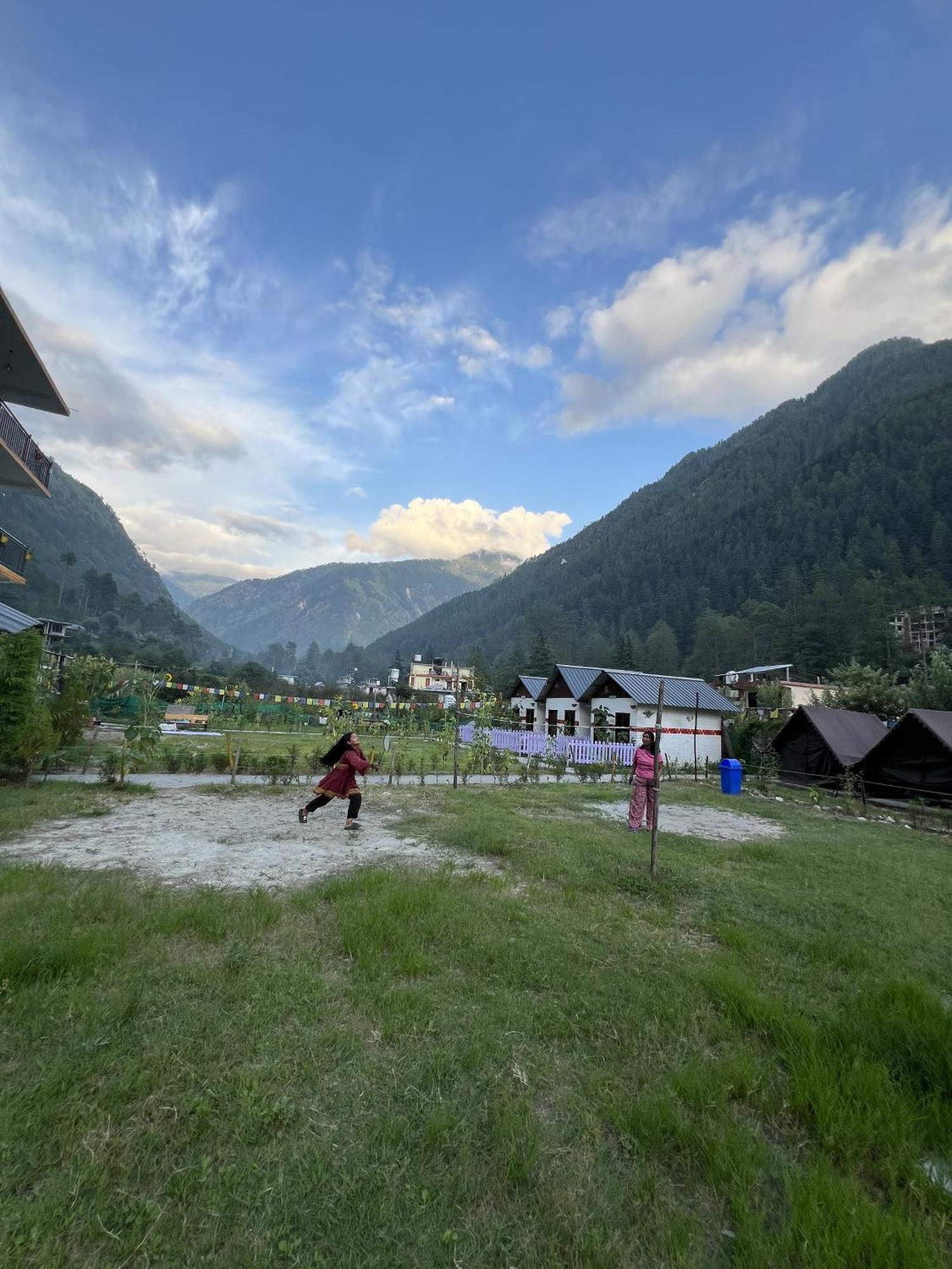 Himtrek Stay Kasol Eksteriør billede