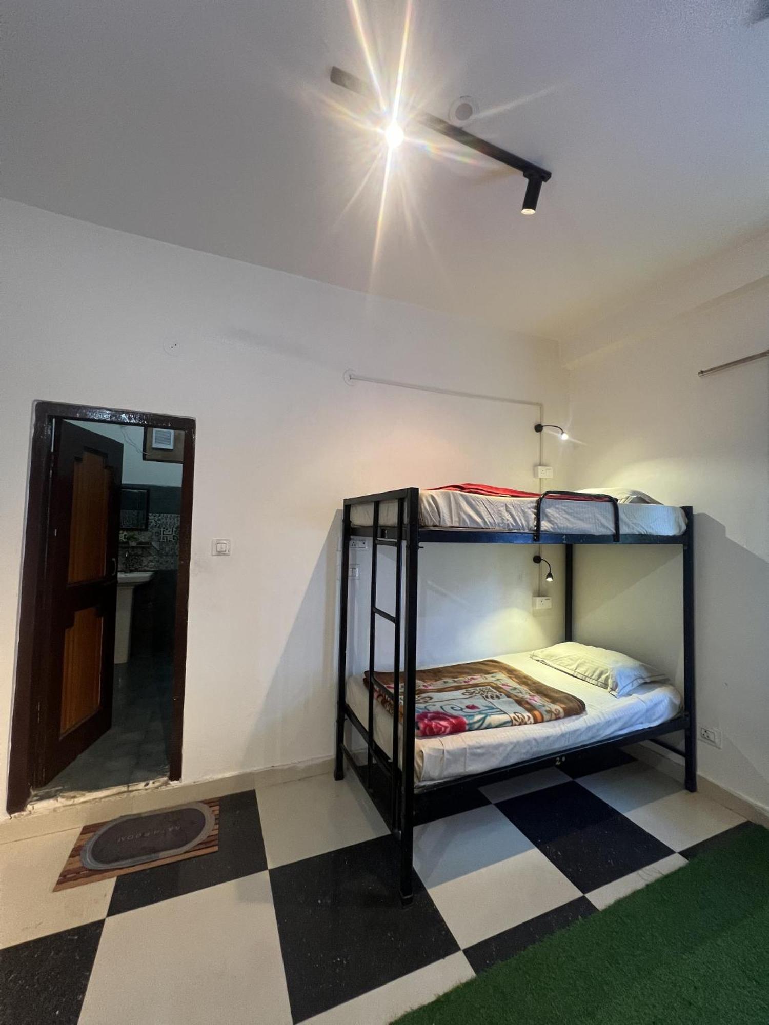Himtrek Stay Kasol Eksteriør billede