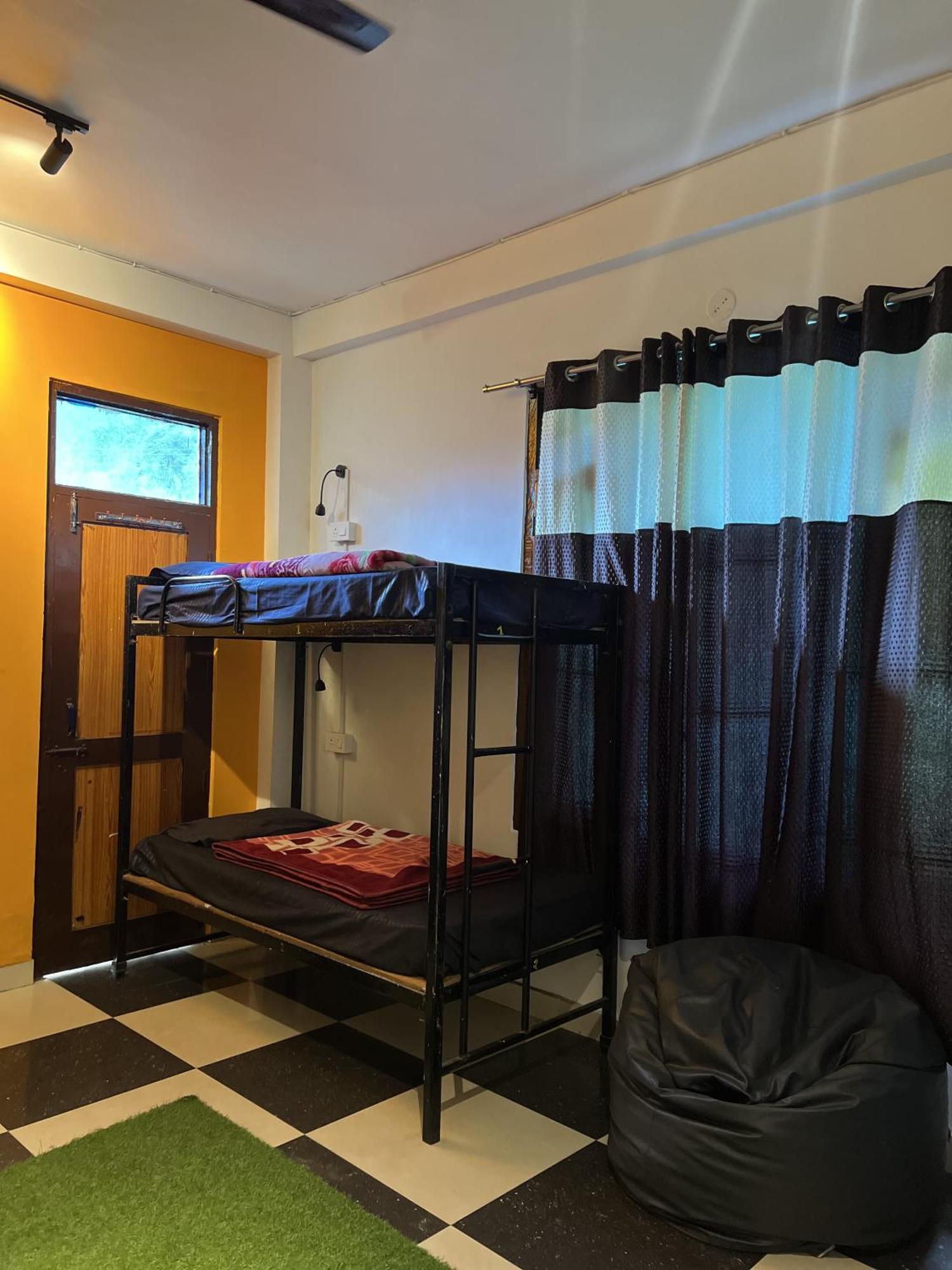 Himtrek Stay Kasol Eksteriør billede